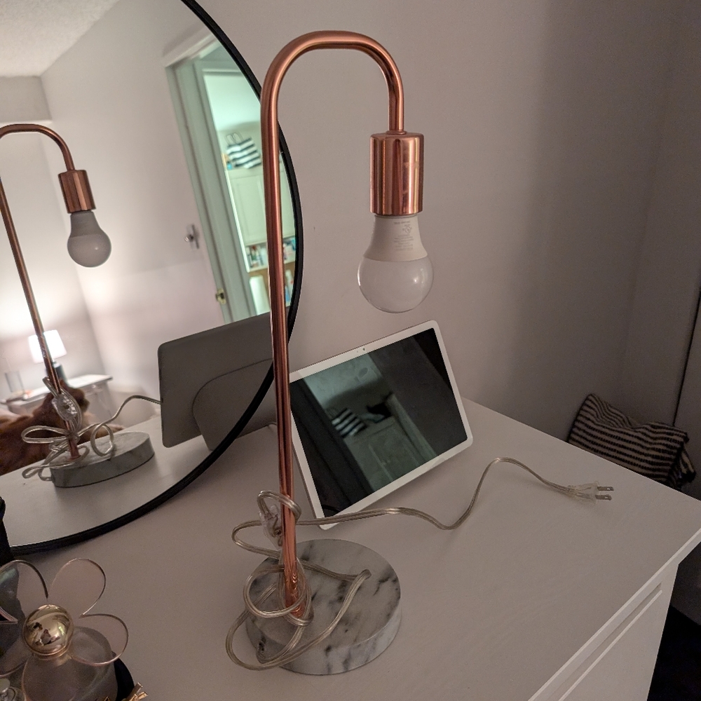 rose gold lamp with faux marble base